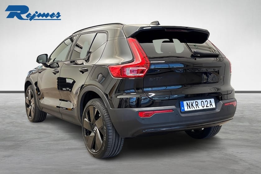 Bild 3 av Volvo EX40 Single Motor Extended Range M R Plus Black Edt