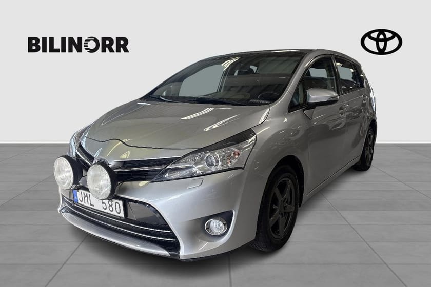 Bild 1 av Toyota Verso 2.0 D-4D KAMKEDJA 7-sits Drag