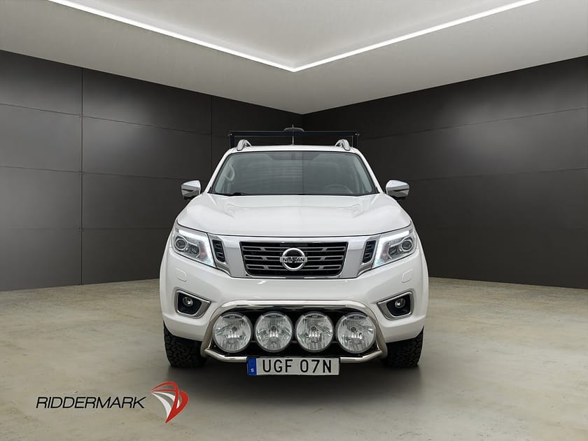 Bild 5 av Nissan Navara Dubbelhytt Tekna 2.3 4WD Värmare Drag Diff Skinn HUNDKÅPA
