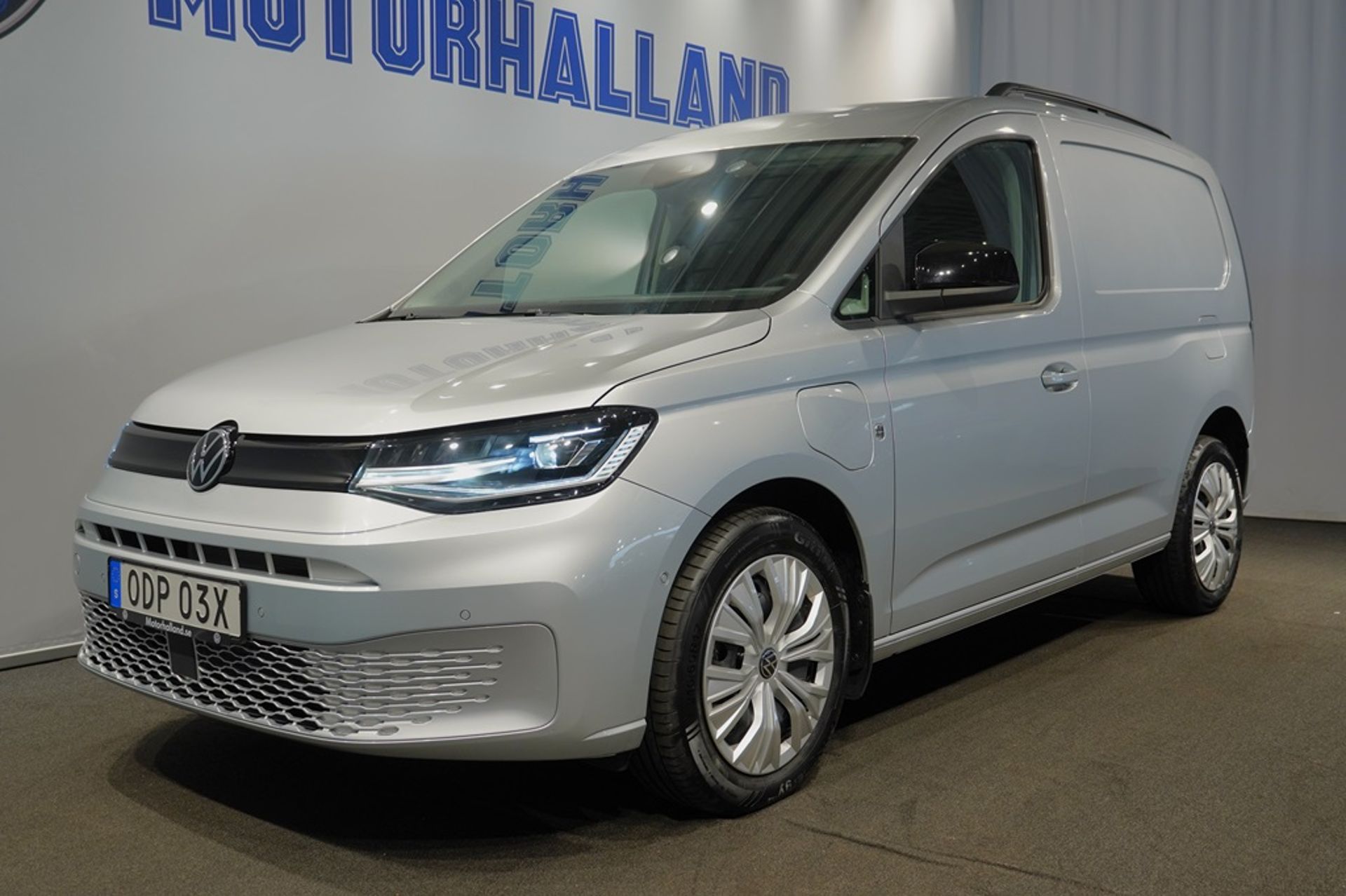 Volkswagen Caddy eHybrid 2025, bild 3/10