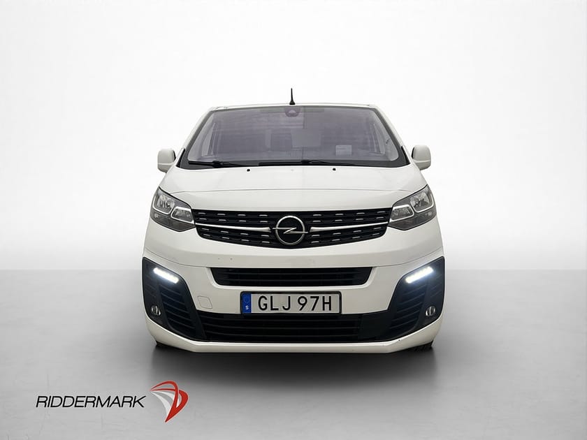 Bild 5 av Opel Vivaro Skåpbil IP L2 Ny-Kamrem Värm HUD Drag B-Kamera CARPLAY Moms
