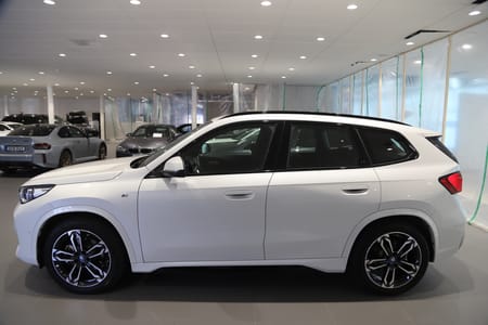 BMW iX1 xDrive30