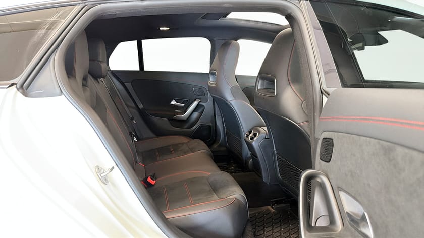 Bild 5 av Mercedes-Benz CLA 200 Shooting Brake AMG-Line / Pano / Drag
