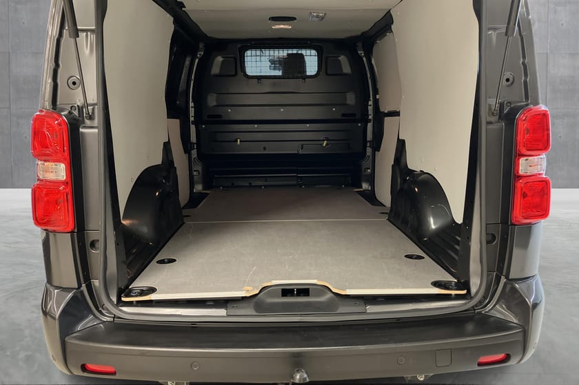 Bilde 3 av Toyota Proace L2 2,0 D 144 Comfort L2, 3-seter