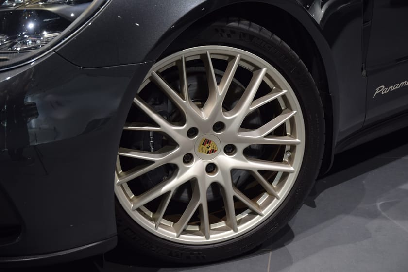Bild 2 av Porsche Panamera 4 E-Hybrid Sport Turismo 462hp 10 Years Edition