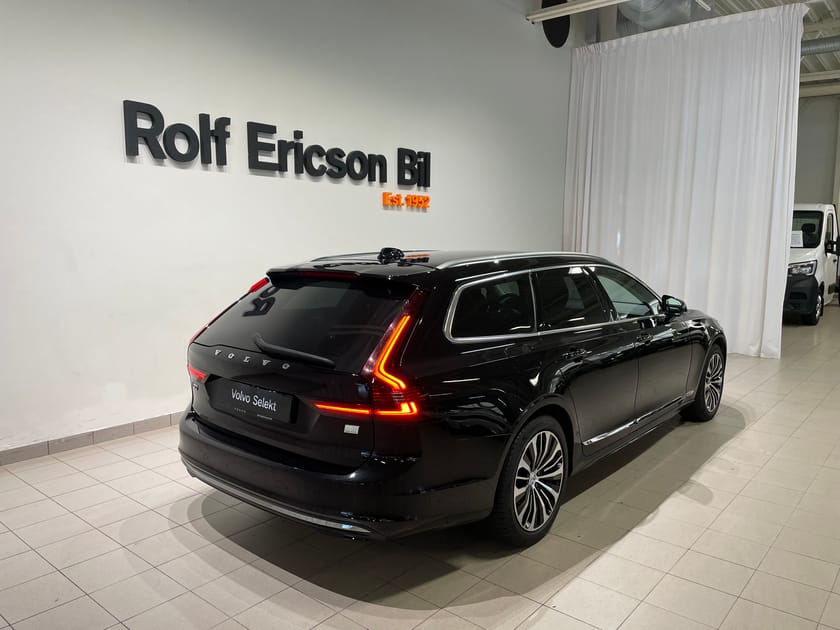 Bild 3 av Volvo V90 Recharge T6 Core Edition