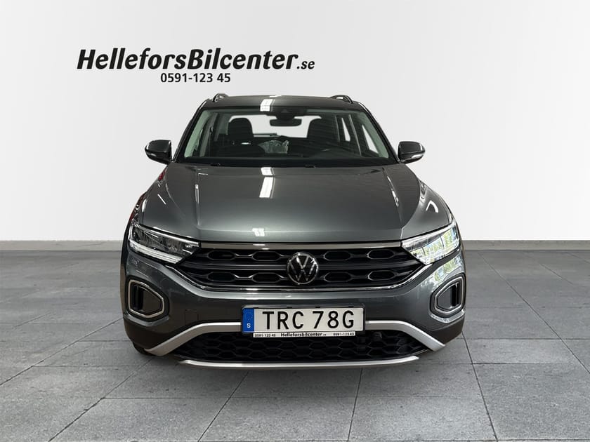 Bild 5 av Volkswagen T-Roc VW 150hk AUT Motorv P-sensorer fram+bak Vinterhjul Carplay