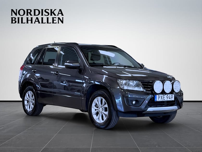 Bild 1 av Suzuki Grand Vitara 5-dörrar 2.4 DOHC 16V VVT 4WD Dragkrok Värmare