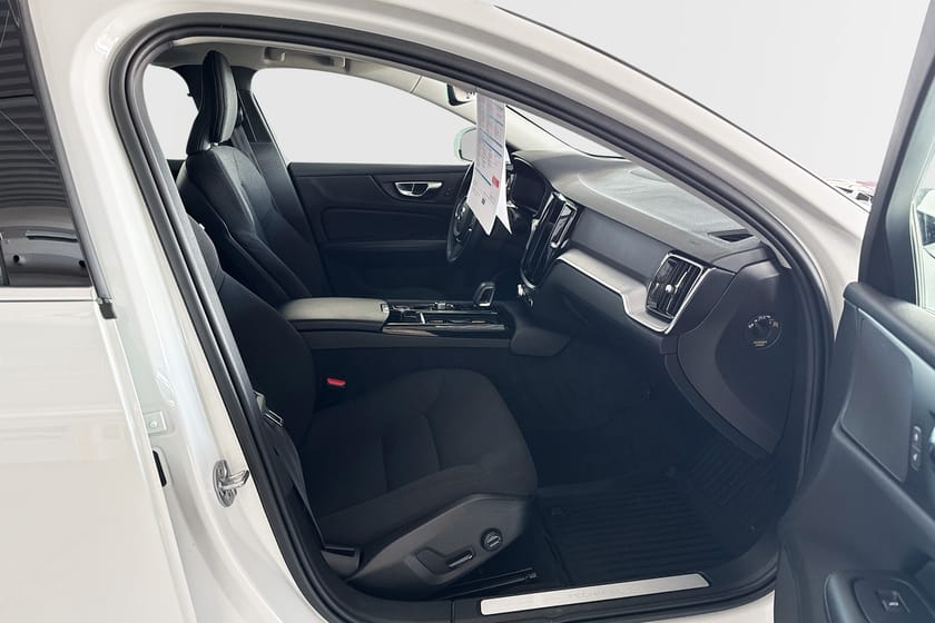 Bild 5 av Volvo V60 Recharge T6 II Inscr Expression
