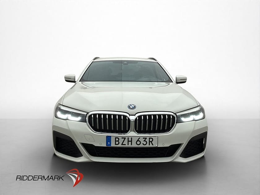 Bild 2 av BMW 530e xDrive Touring 292hk M Sport Skinn Kamera Drag HiFi CarPlay