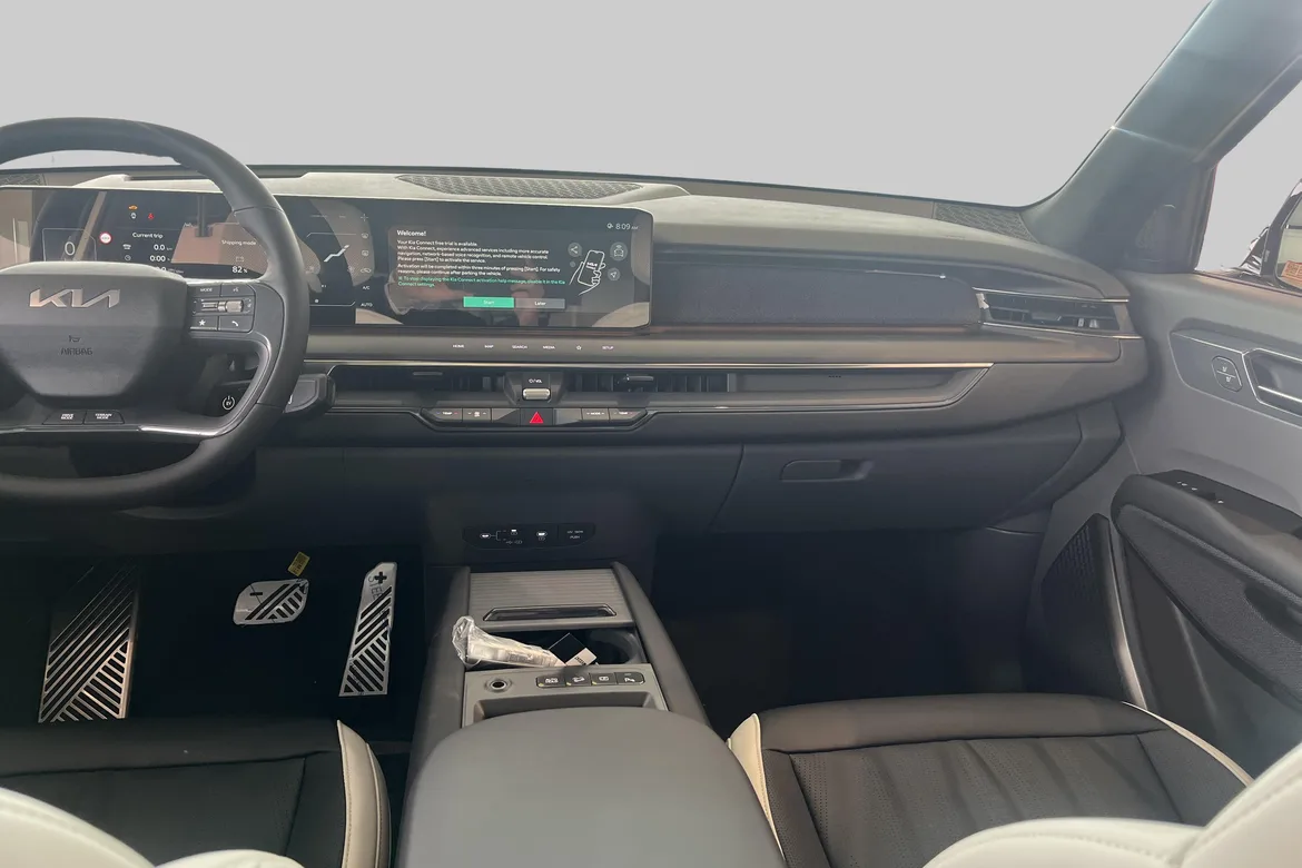 picture of a car