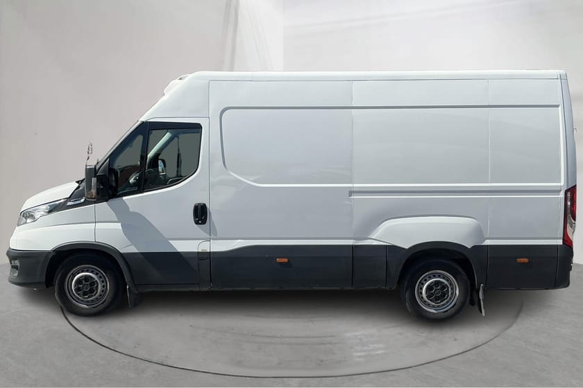 Bild 2 av Iveco Daily 35-140 Van 35 2.3 (136hk) Kylbil Thermo King Telematik