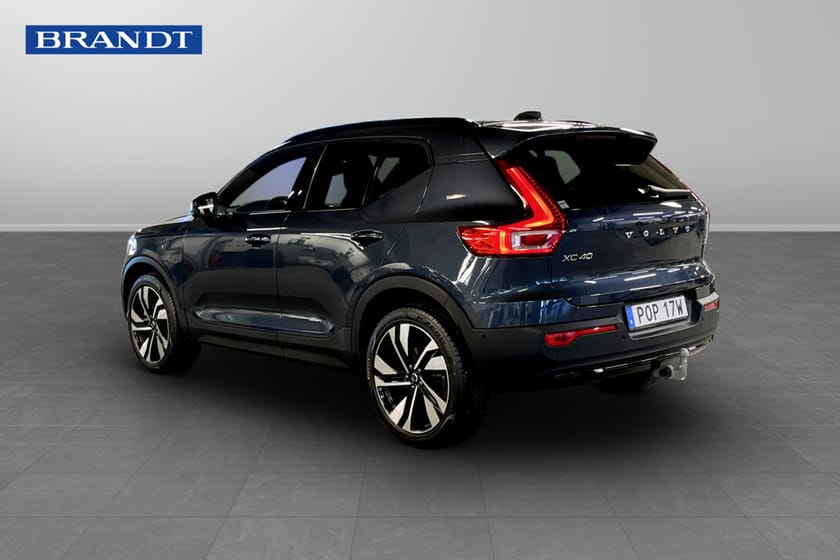 Bild 2 av Volvo XC40 B4 FWD Bensin Plus Dark