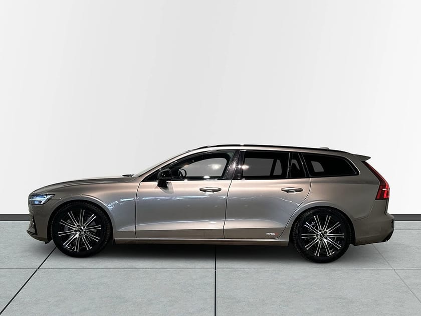 Bild 4 av Volvo V60 T5 Geartronic R-Design Drag Pano Kamera Elbaklucka SoV