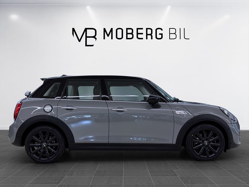 Bild 4 av MINI Cooper S 5-dörrars Manuell 178hk PDC Keyless