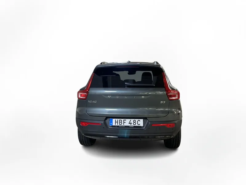 Bild 8 av 15 – Volvo XC40 B3 FWD Bensin Plus Dark