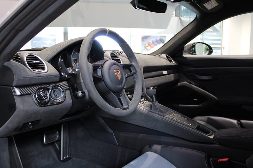 Bild 3 av Porsche 718 Cayman GT4 RS Moms
