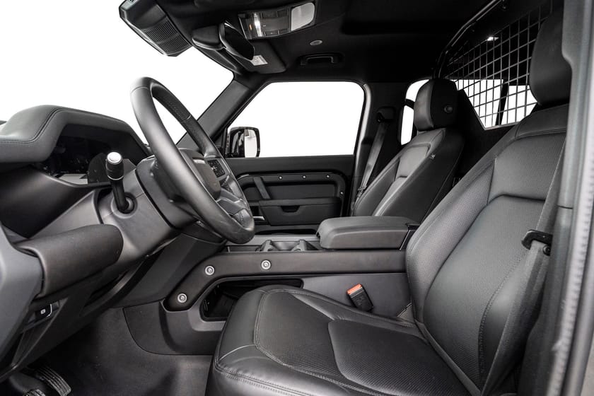 Bilde 3 av Land Rover Defender 110 D300 MHEV