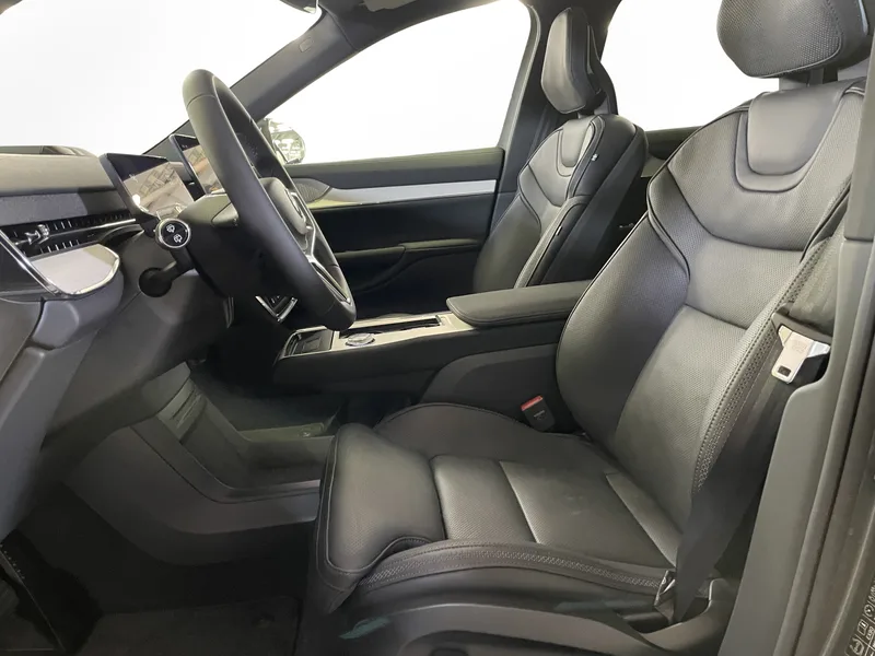 Bild 13 av 15 – Volvo EX90 Twin Motor M Ultra Pro Edt 7s Ultra Pro Edition