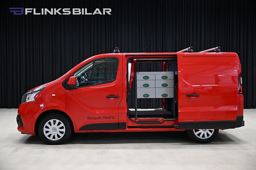 Bild 2 av Renault Trafic Skåpbil dCi 125HK Inredd|Dubbeldörr|Drag|Värmare|GPS|Backkamera
