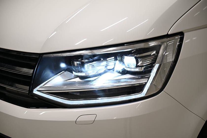 Bild 5 av Volkswagen Caravelle 4Motion DSG 204HK L2|8-Sits|Dubbeldörr|Nedlackad|LED