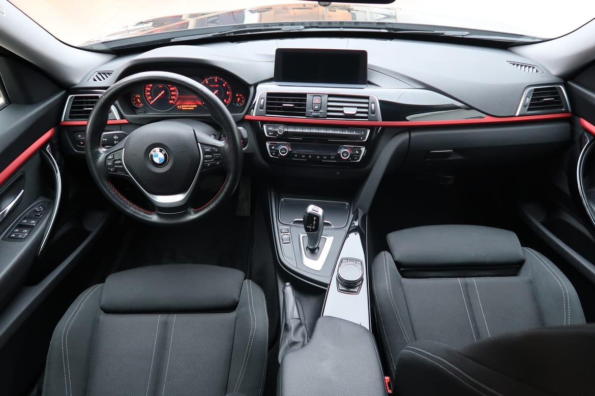 BMW 3-serie 2020 - miniatyr 5