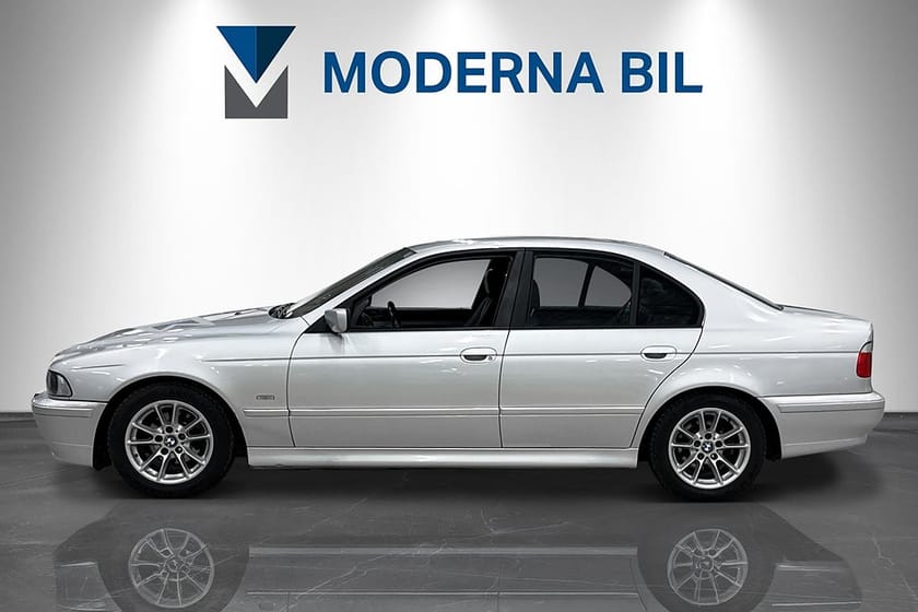 Bild 2 av BMW 525i Sedan 525 192hk Automat E39 LCI Svensksåld