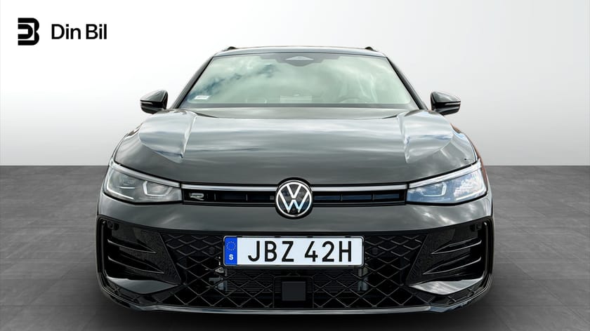Bild 4 av Volkswagen Passat Variant eHybrid 272 DSG6 R-LINE Swe edition