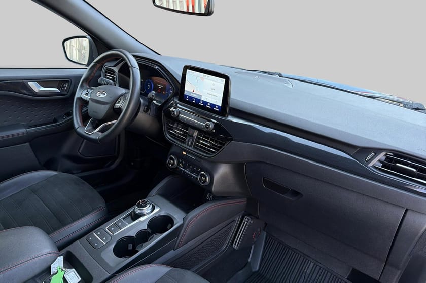 Bild 4 av Ford Kuga Plug-In Hybrid ST-Line X B&O Kamera Drag