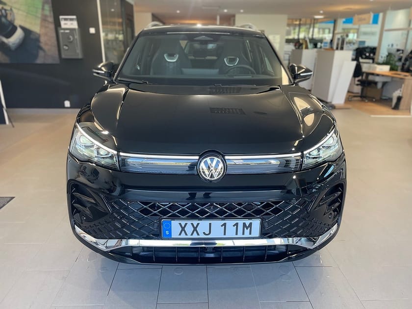 Bild 2 av Volkswagen Tiguan eHybrid R-Line-Edition 4295kr/mån JUNI ERBJUDANDE