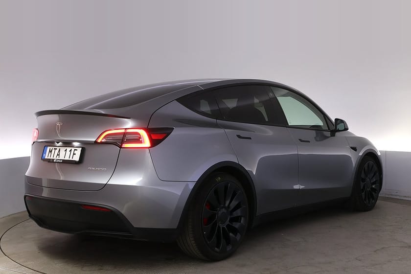 Bild 5 av Tesla Model Y Performance Uppgr. Autopilot Panorama
