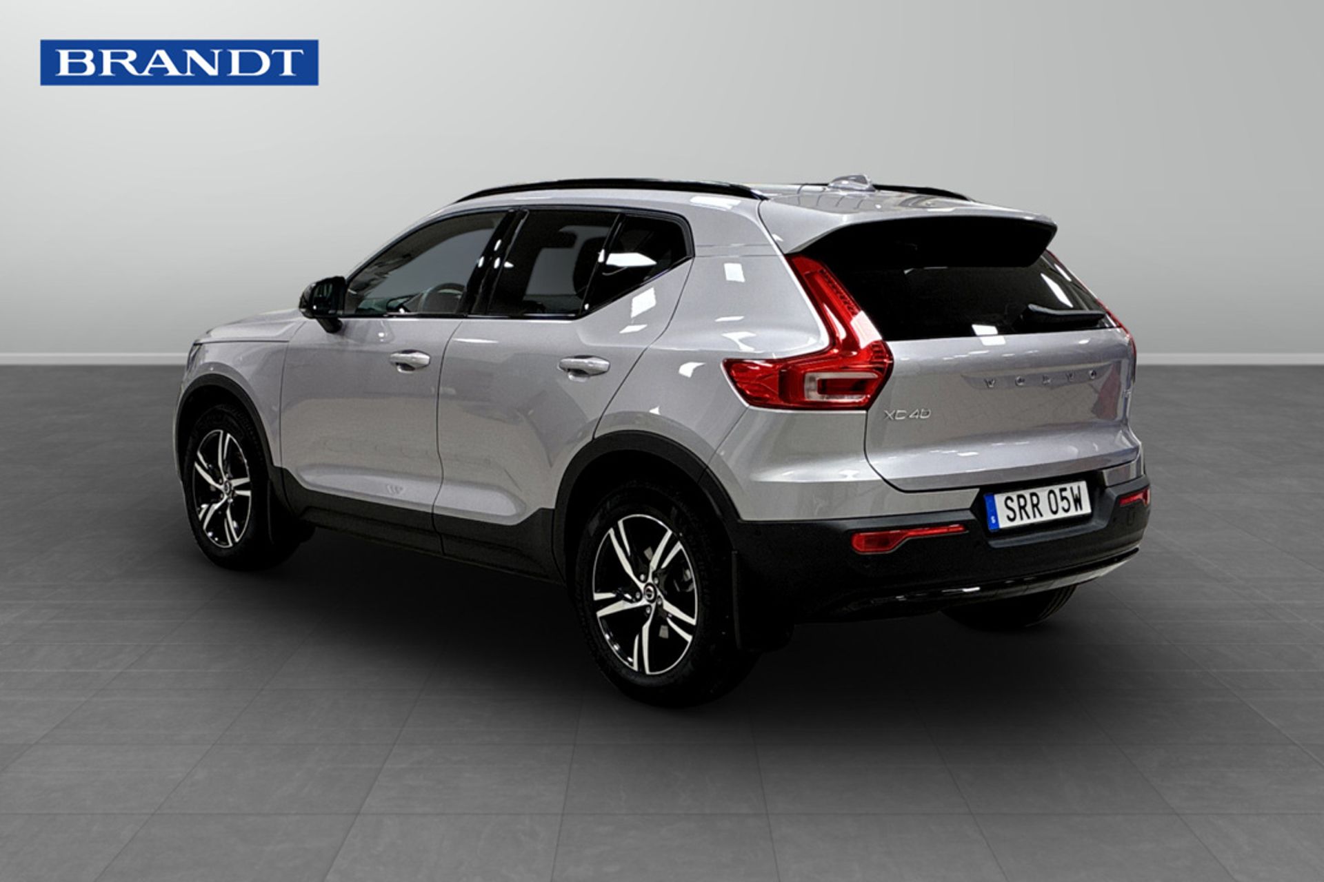 Volvo XC40 B3 2026, photo 3/10