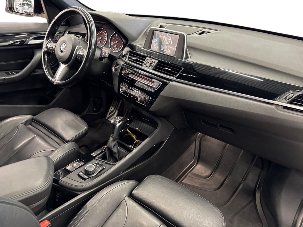 BMW BMW X1 xDrive20d — bild 9