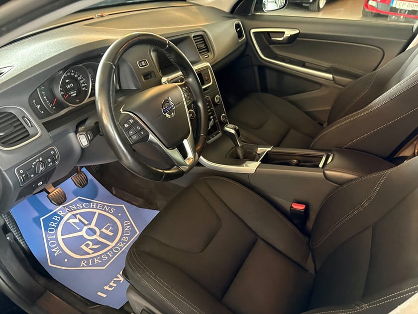 Bild 5 av Volvo V60 T3 Kinetic Euro 6