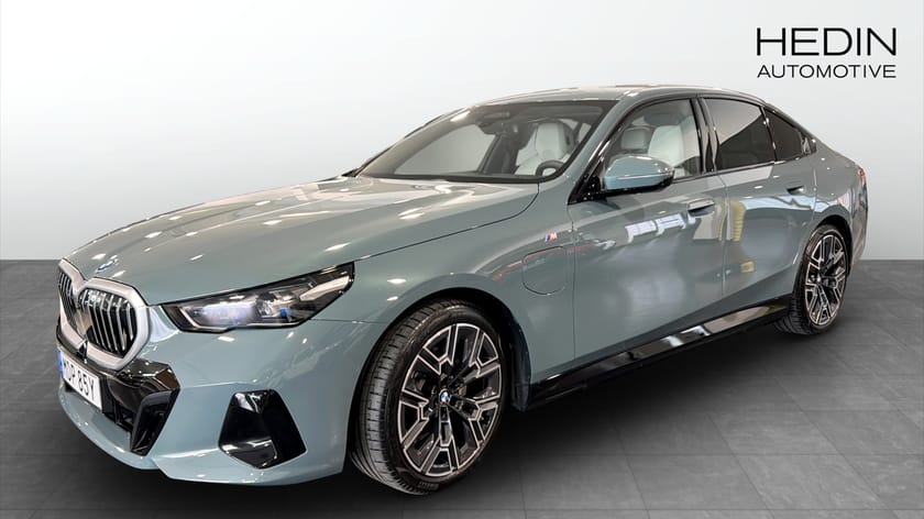 Bild 1 av BMW 530e xDrive Steptronic M Sport / Dragkrok / Ljust Läder