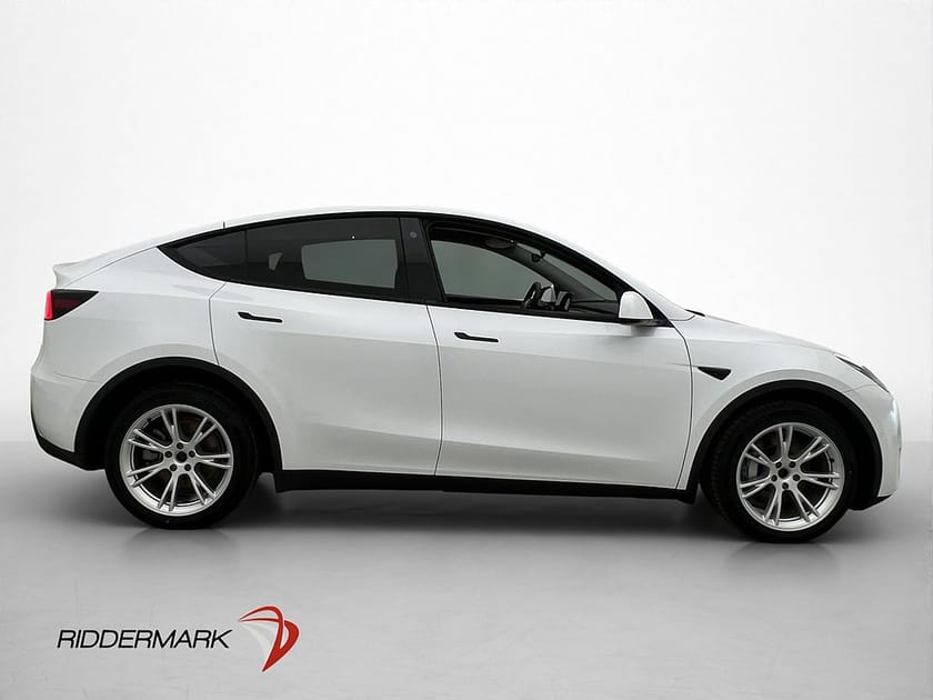 Bild 5 av Tesla Model Y Long Range AWD MOMS Autopilot Förklimat