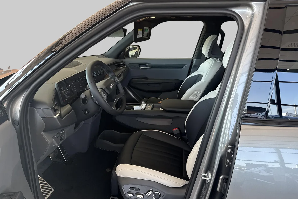 picture of a car