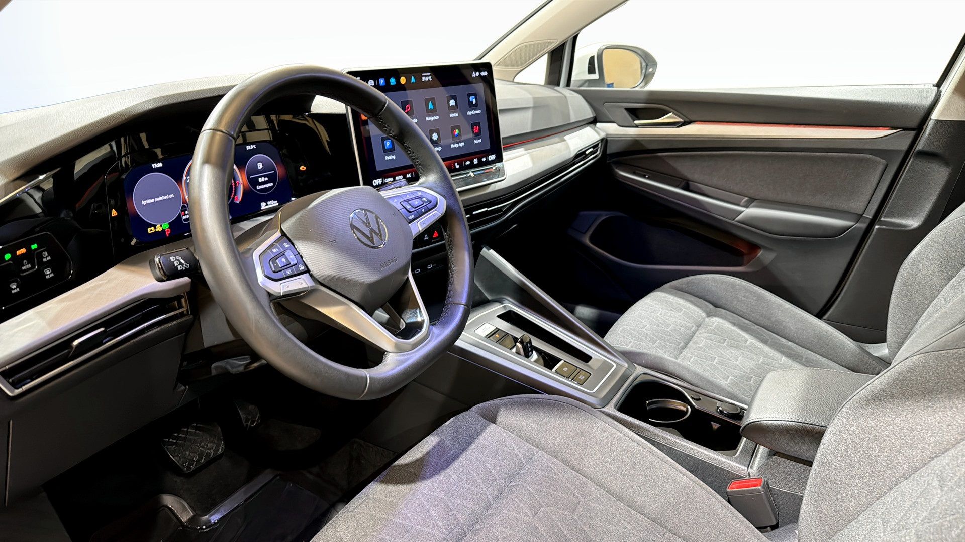 Volkswagen Golf 2026, bild 7/10