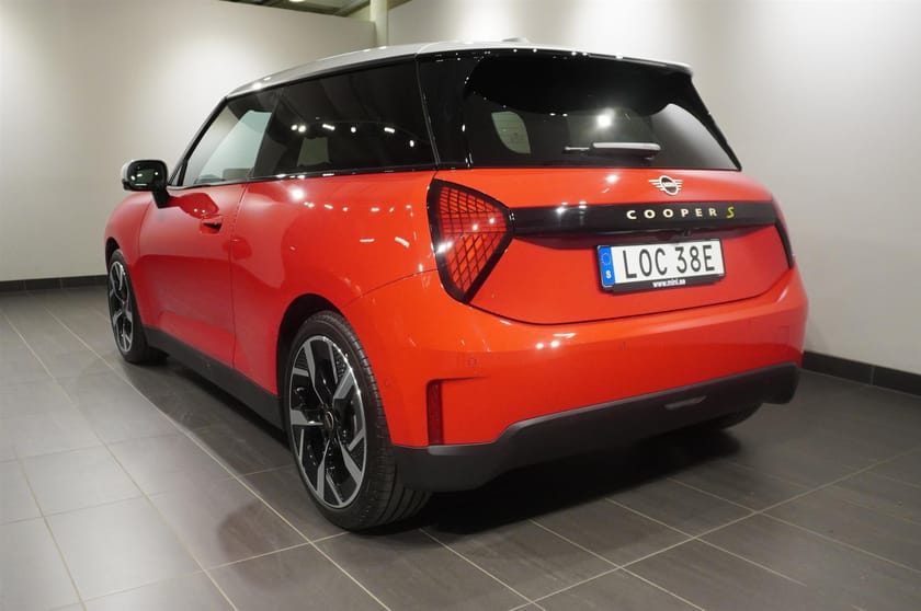 Bild 2 av MINI Cooper SE Pano Skinn Head-Up