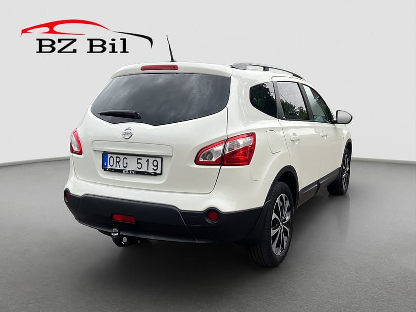 Bild 5 av Nissan Qashqai+2 2.0 4x4 CVT 7-Sits PANO 360 Kamera Drag