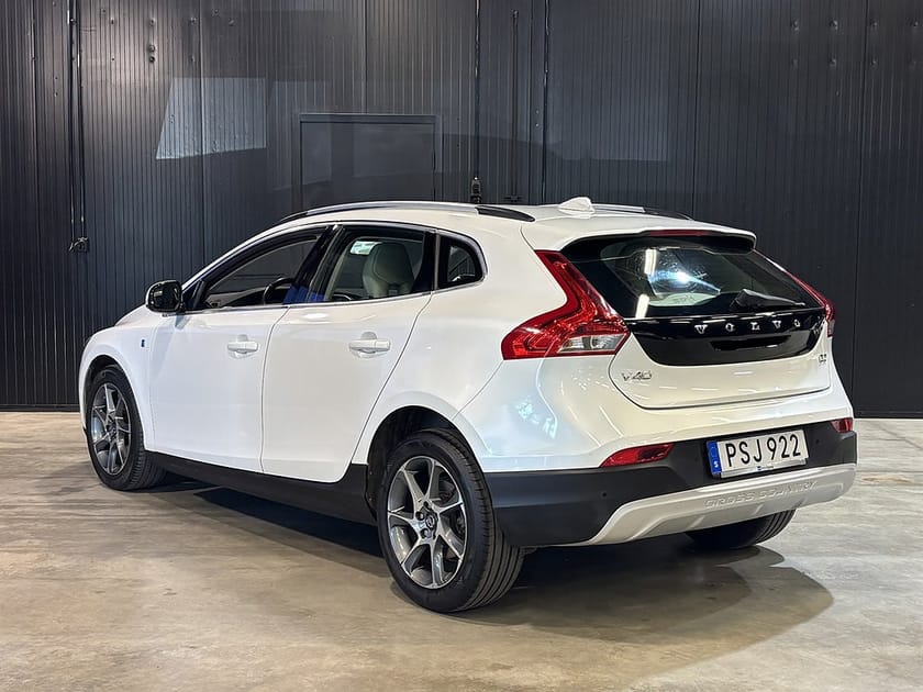 Bild 4 av Volvo V40 Cross Country D2 (115hk) Ocean Race