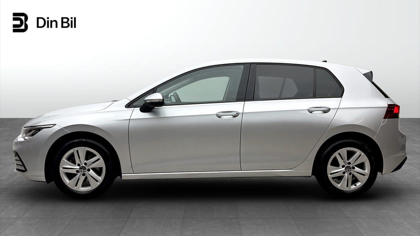 Bild 2 av Volkswagen Golf eTSI 110 DSG/P-värmare/Navi