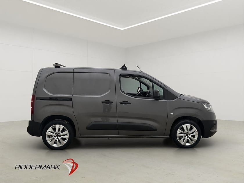 Bild 2 av Toyota ProAce City proace-city Värmare Drag B-Kamera CARPLAY Moms