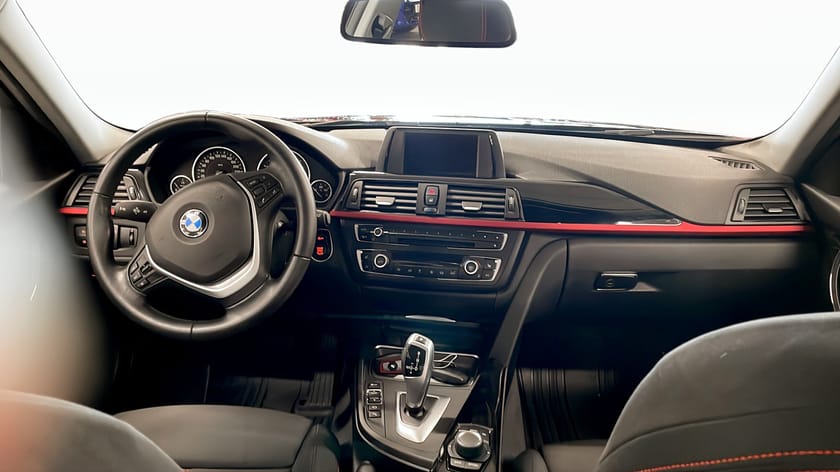 Bild 4 av BMW 318d Sedan