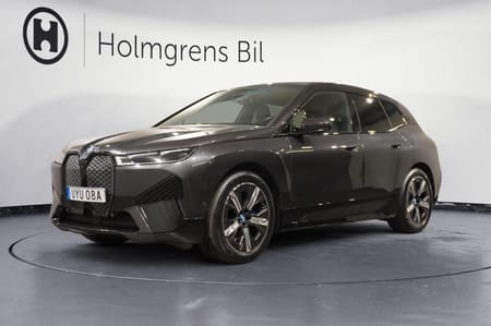 BMW iX xDrive40 3,95% Sport Panorama DAP H K Drag