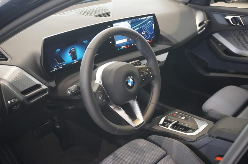 Bild 2 av BMW 120 M Sport Design Navigation