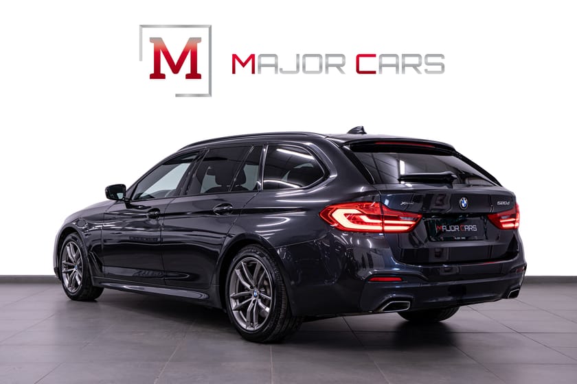 Bild 4 av BMW 520d xDrive Touring M Sport Live Cockpit H/K M-Chassi Kamera Drag