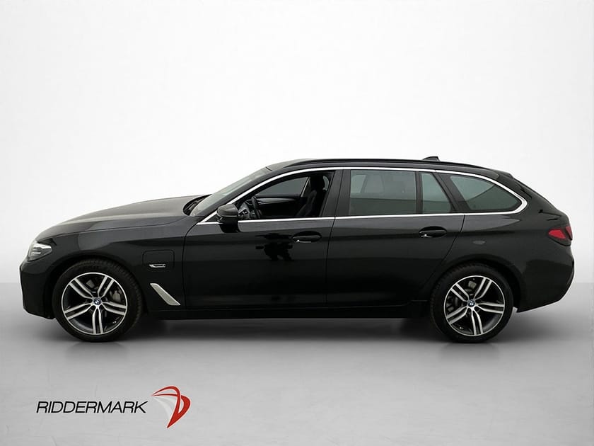 Bild 4 av BMW 530e xDrive Touring Värmare Drag Kamera Skinn Navi MOMS