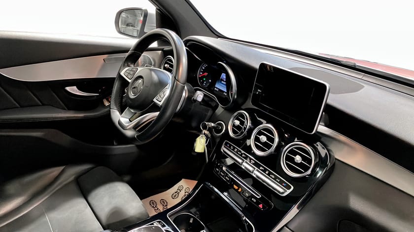 Bild 4 av Mercedes-Benz GLC 220 d 4MATIC 220d | 9G-Tronic | 170hk
