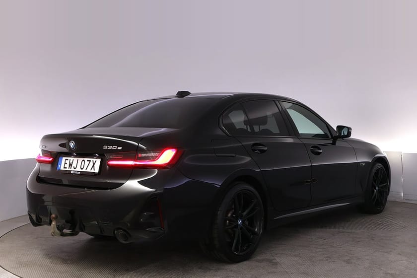 Bild 5 av BMW 330e xDrive Sedan M-sport Drag PDC Rattvärme Shadow